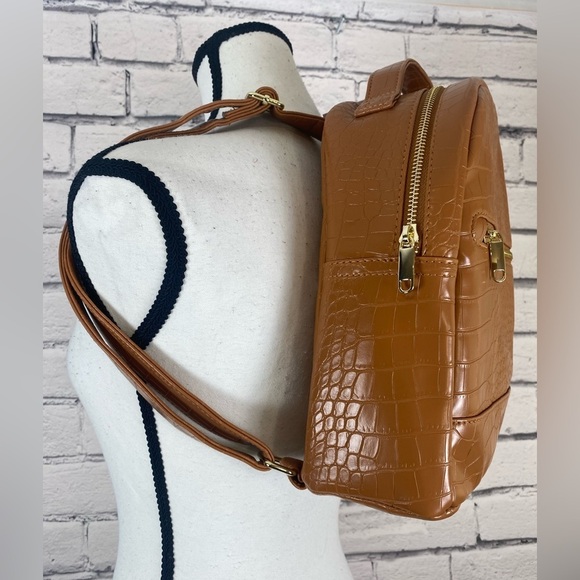 Wild Fable Cognac Croc Mini Dome Backpack Purse NWT - Picture 4 of 8